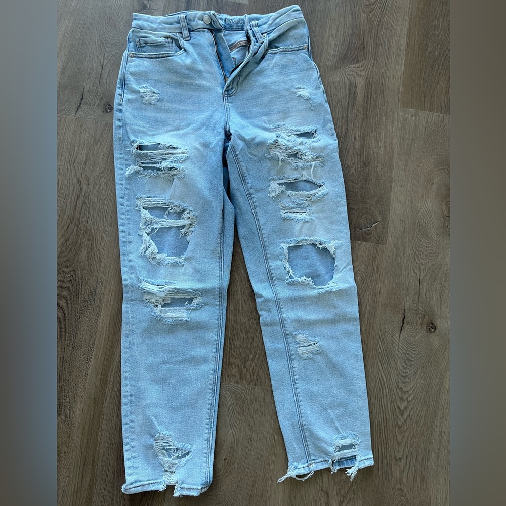 American Eagle Curvy Mom Jean